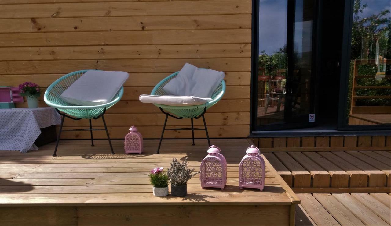 Glamping Hills Hotell Santa Comba de Rossas Exteriör bild